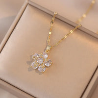 Lumière Floral Necklace