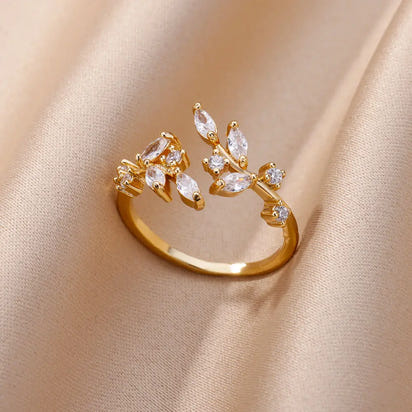 Lumière Floral Ring